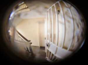 What to Look for in Safety Glasses Mrshomegen